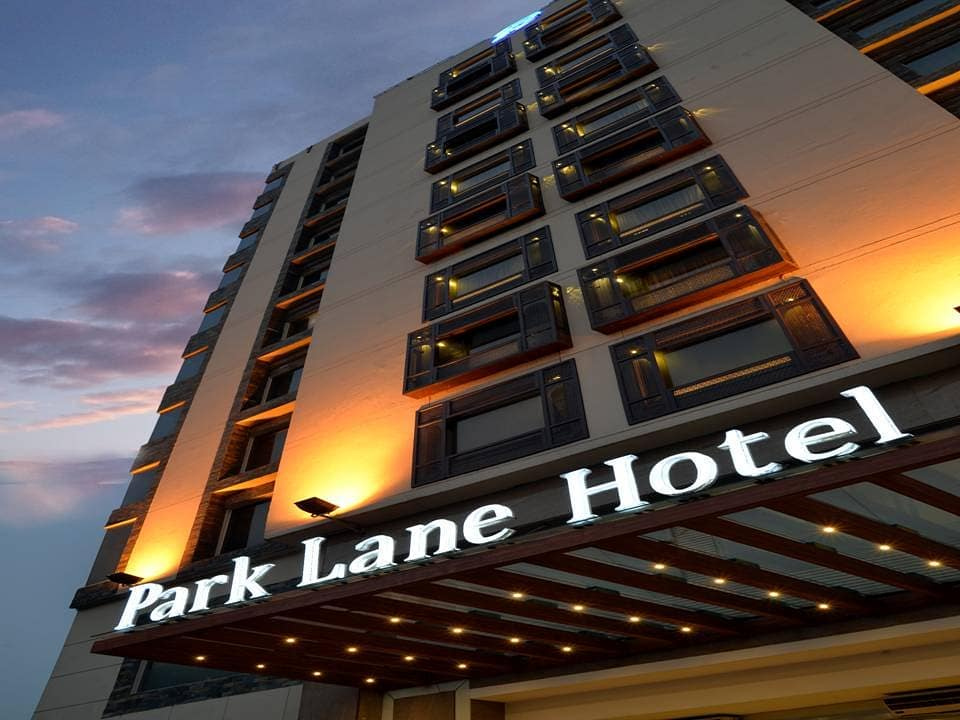 Park Lane Hotel M.M Alam Road Lahore