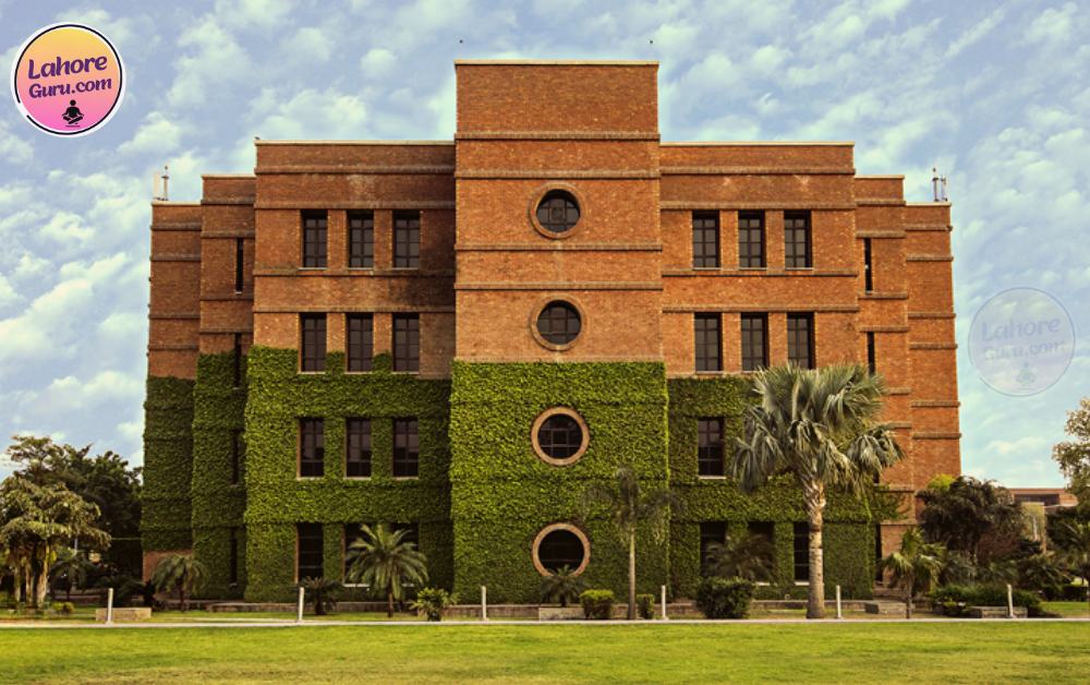 Lahore University of Management Sciences (LUMS): Promoting Learning Without Borders